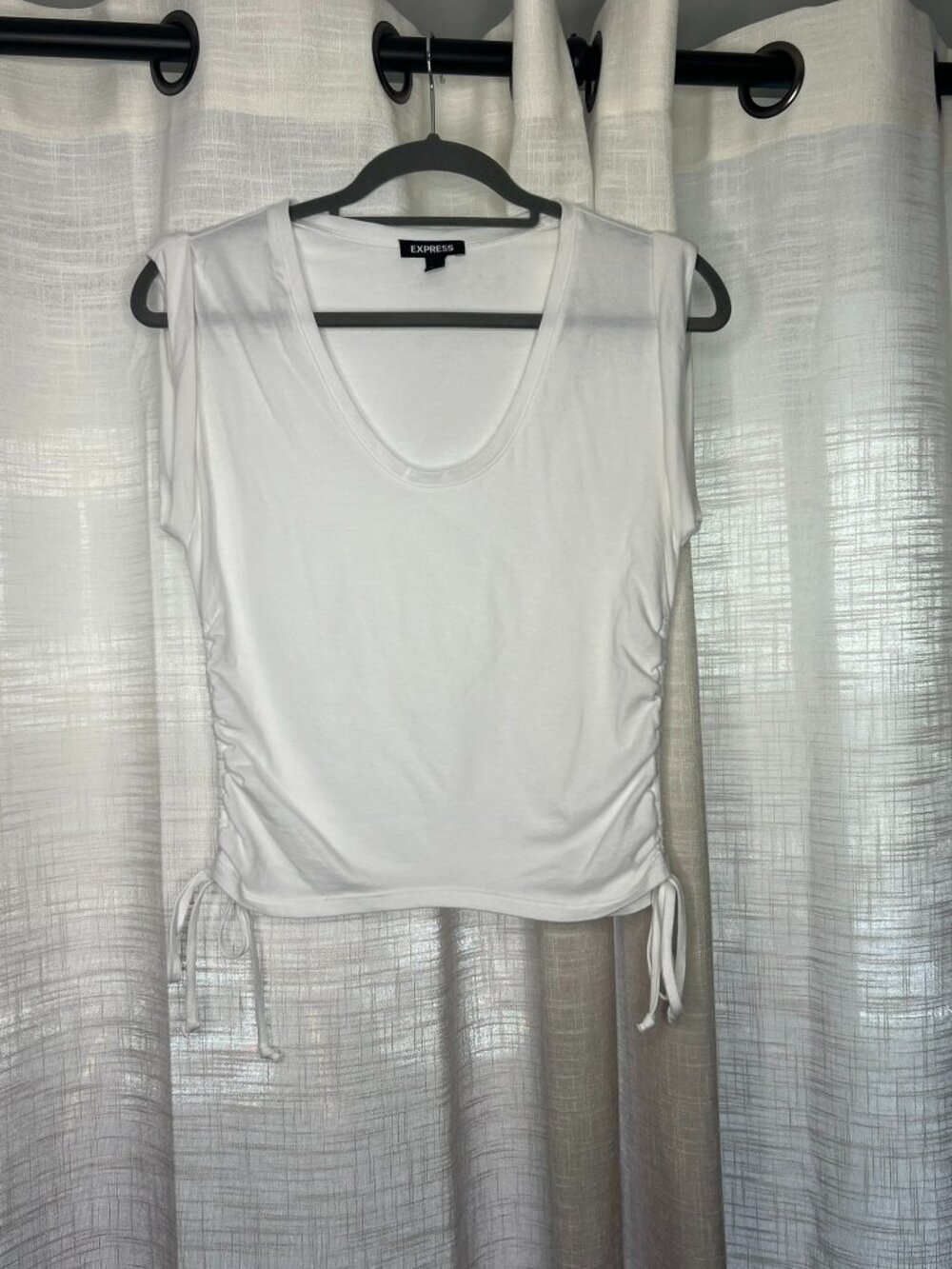 Express White Scrunched T-Shirt